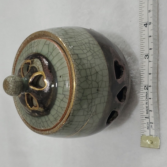 Covered Box - Picture 4 of 4